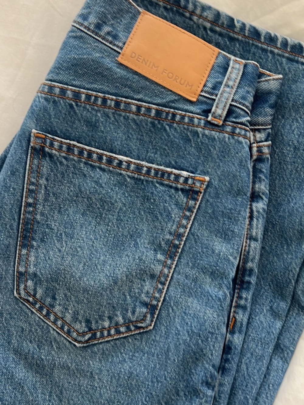 Denim Forum WOMEN Blue Straight-Leg Jeans - Picture 3 of 4
